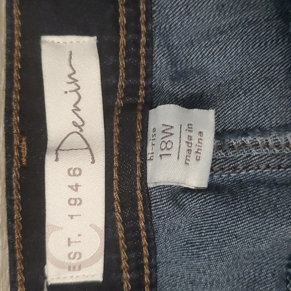 18W Jean Shorts - Picture 2 of 2